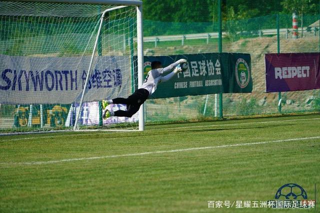 马雷斯卡成为英超历史上首位4位全胜教练之一